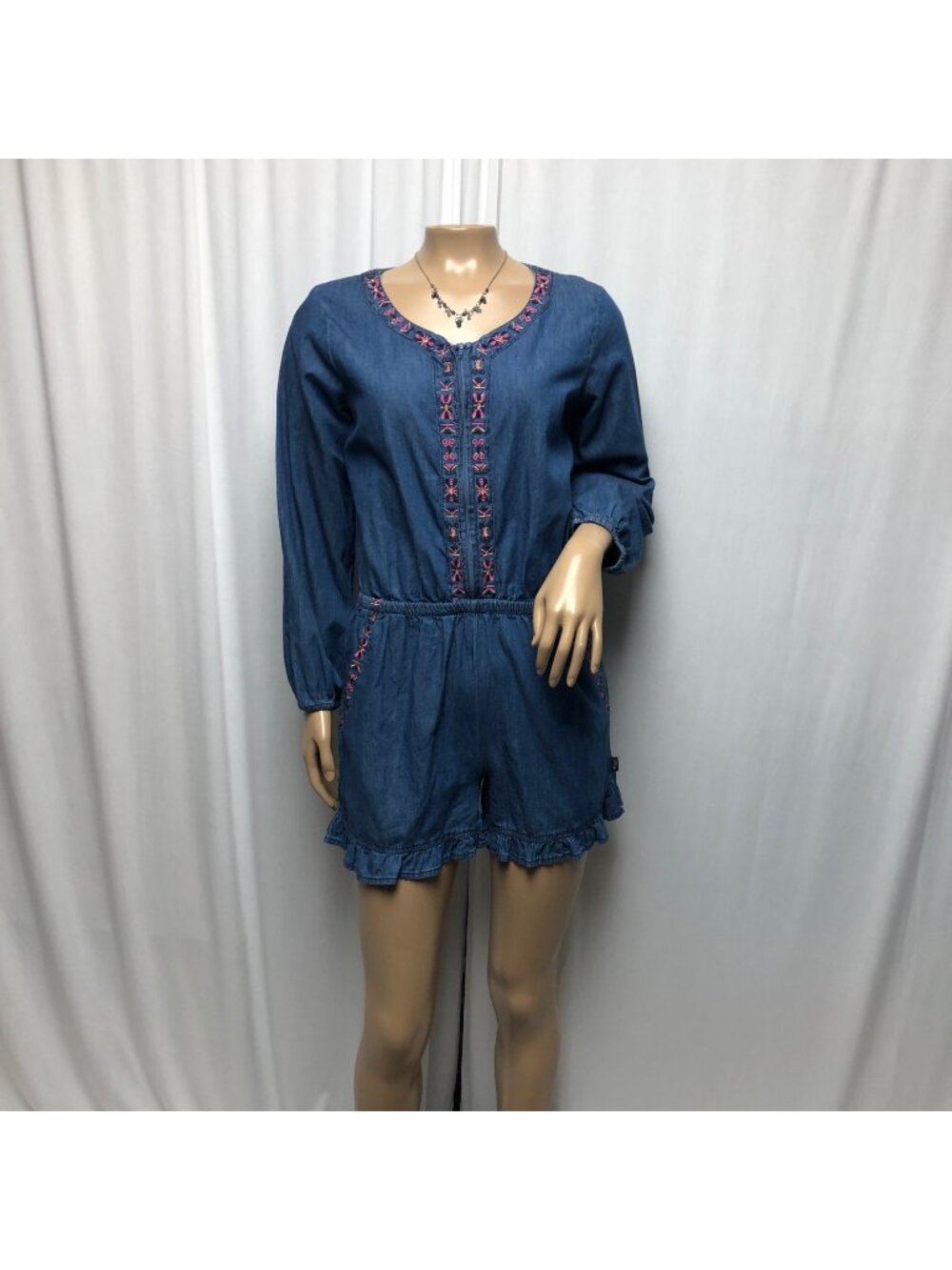 Silver Jeans Co Romper Youth XL 14-16 Blue Denim Embroidered Zippered Shorts